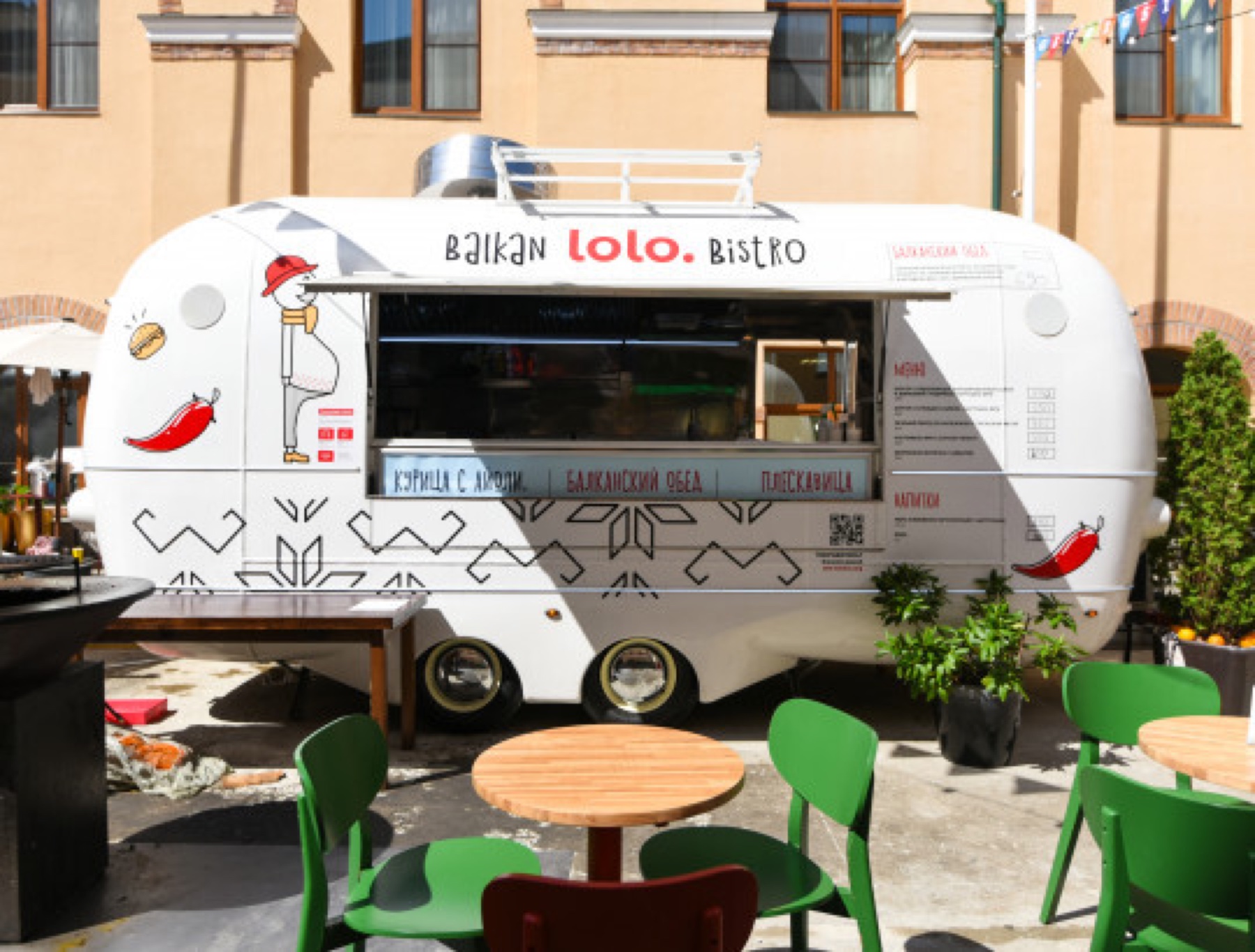 MobiEdge 6V archived product photograph 4