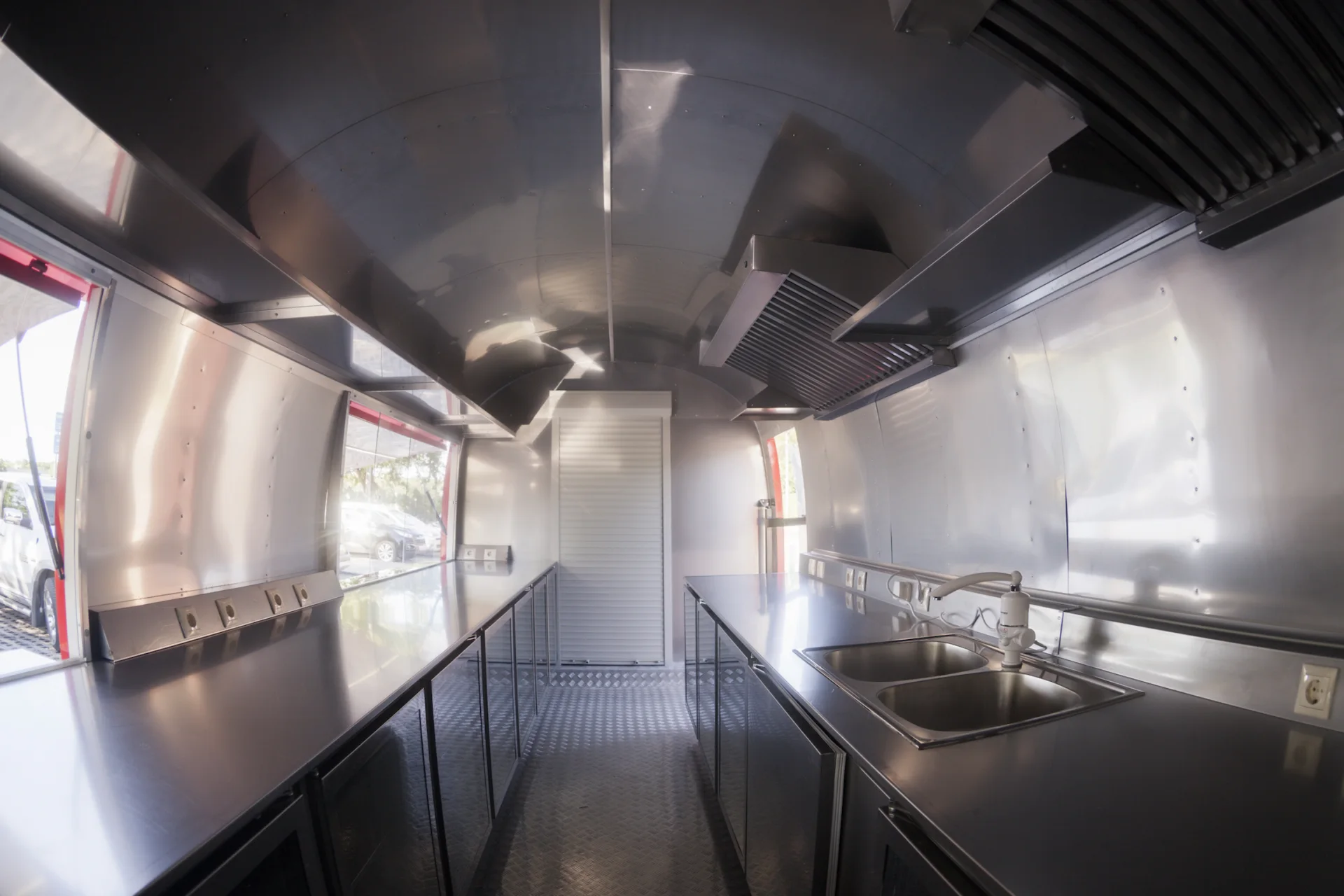 MobiEdge 8 kitchen workline with counters sinks ventilation and service opening