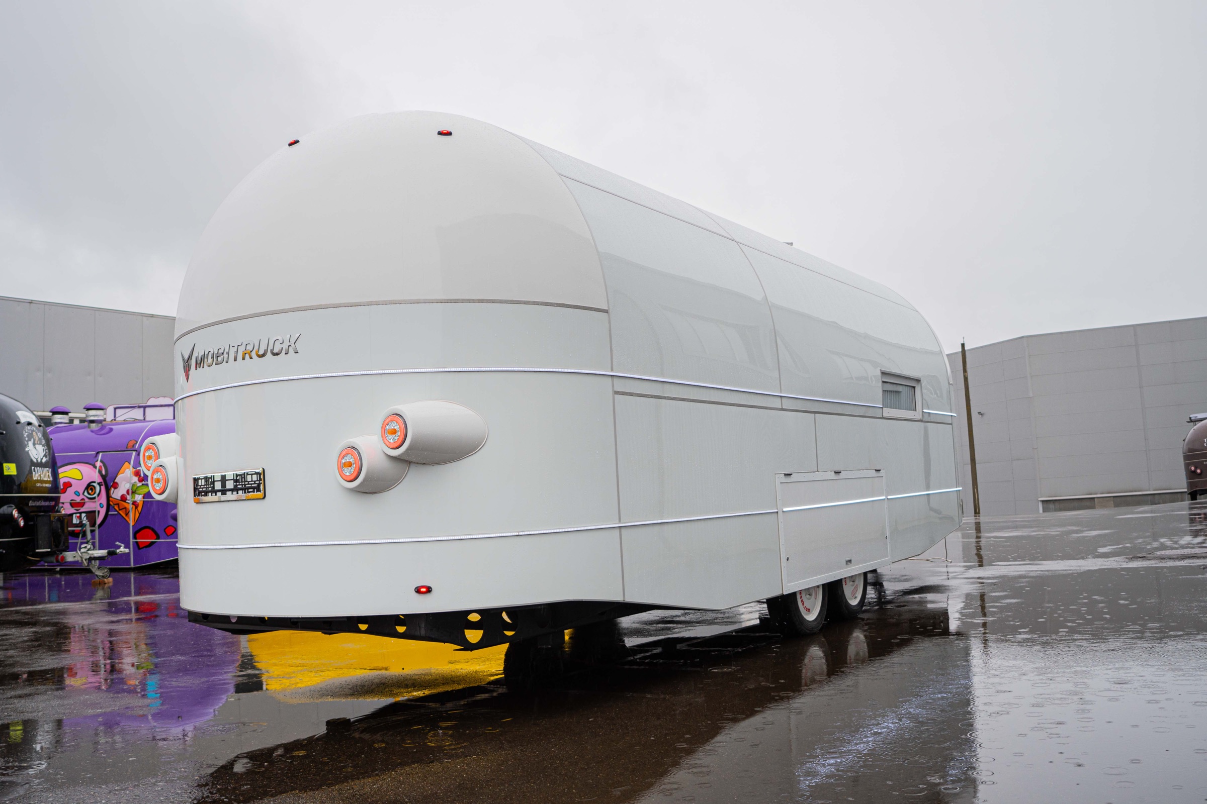 White MobiCryo mobile Cryo SPA trailer in a rear three-quarter view